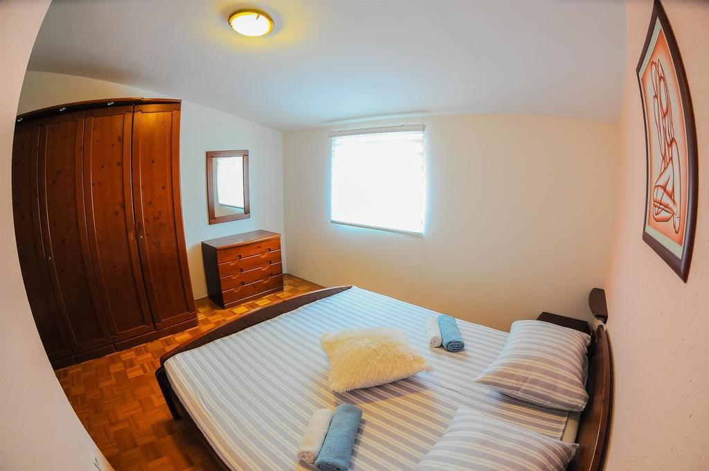 Apartments Marija Petricevic 포드스트라나 객실 사진