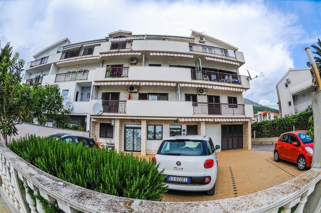 Apartments Marija Petricevic 포드스트라나 객실 사진